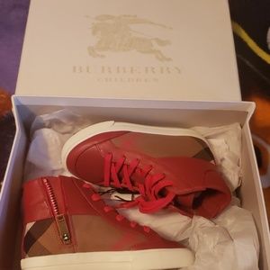 Burberry Sneakers